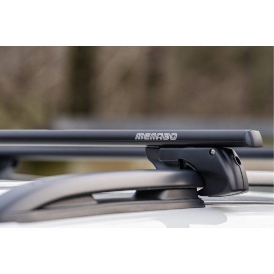 MENABO ΜΠΑΡΕΣ ΟΡΟΦΗΣ ΑΛΟΥΜΙΝΙΟΥ SHERMAN BLACK 120 cm ΣΕ ΜΑΥΡΟ ΧΡΩΜΑ ΓΙΑ Jeep Grand Cherokee (WJ) 5 doors 1999>2004 ΜΕ RAISED RAILS (Παράλληλες Μπάρες με Κενό) - 2 ΤΕΜ. (12280/MB)