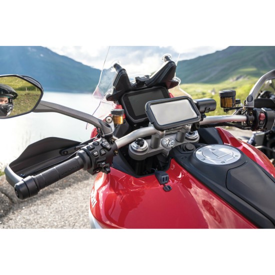 Αδιάβροχος Φορτιστής Κινητού Trek 12/24V 30W 5400mA της σειράς Optiline με 2 θύρες USB Type A, Καλώδιο 150 cm, Ακροδέκτες, Ασφάλεια Smart Chip, Αδιαβροχοποίηση IP66, συμβατό με Βάσεις Στήριξης, Θήκες ή Αντάπτορες Κινητού Optiline 