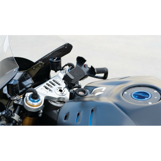 Βάση Στήριξης Κινητού Panigale της σειράς Titan Optiline για τις Βίδες στην Μίζα στο Τιμόνι Μηχανής Panigale 899, 959, V2, 1199, 1299, V4 με σύστημα Duolock, συμβατή με Θήκες ή Αντάπτορες Κινητού Optiline Βάση Στήριξης Κινητού Panigale της σειράς Titan Optiline για τις Βίδες στην Μίζα στο Τιμόνι Μηχανής Panigale 899, 959, V2, 1199, 1299, V4 με σύστημα Duolock, συμβατή με Θήκες ή Αντάπτορες Κινητού Optiline